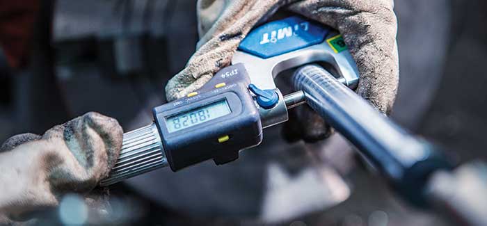 Informative image: measuring steel bar